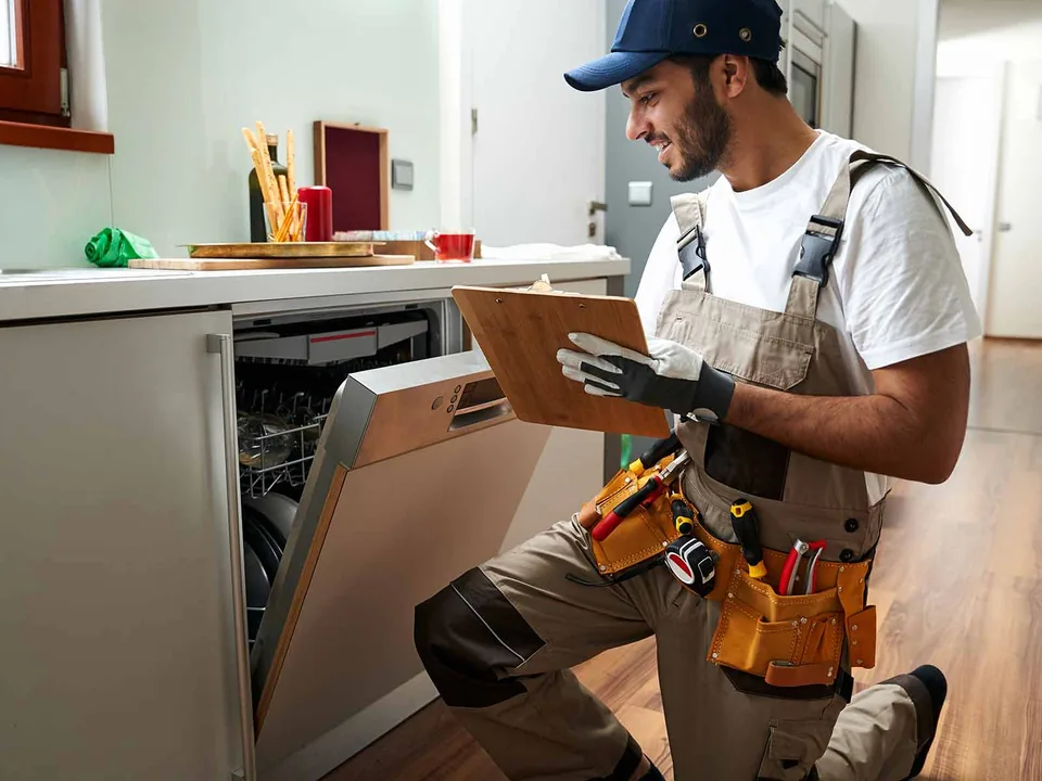General Handyman & Home Maintenance service in a Dubai home